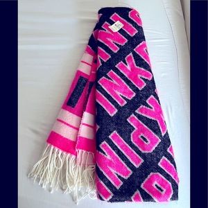 PINK By VICTORIA'S SECKET Scarf / Wrap